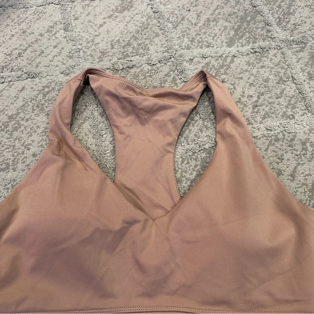 Balance Athletica Light Pink Vneck Sports Bra Medium M